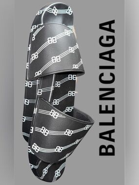 Brand New Men’s Balenciaga Black & White Logo Slide Sandals ❤️